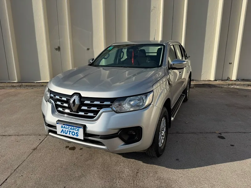 Renault Alaskan Intens 4x2